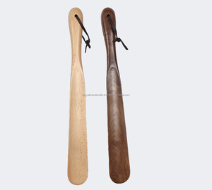 Factory Wholesale Custom Logo Cheap <b>Long</b> Handle Wooden <b>Shoe</b> <b>Horn</b> With Curved Handle and Hanging - Product Image 1