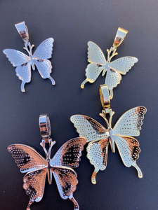 Colgante de mariposa hecho a mano con diamantes de moissanita en plata de ley 925, estilo hip hop, para uso unisex. - Product Image 4