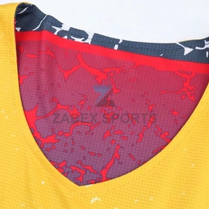 ชุดยูนิฟอร์มบาสเก็ตบอลสไตล์โมเดิร์นสำหรับทีมชายหญิง ระบายเหงื่อได้ดี ไซส์พลัส เสื้อแข่งประสิทธิภาพสูง ปรับแต่งสีและโลโก้ได้ - Product Image 4