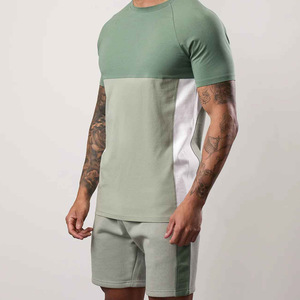 Ensemble 2 pièces d'été personnalisé avec logo, T-shirt et short respirants en coton imprimé, ensemble jogging pour homme - Product Image 3