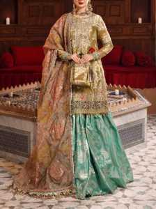 Lehenga Morado Bordado de Talla Grande con Apliques y Lentejuelas Doradas, Top Corto de Manga Larga, Falda Larga en Línea A, Vestido Clásico de Boda - Product Image 2