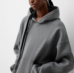 Sweat à capuche basique en coton rose uni pour femmes et dames avec logo OEM, poche kangourou avant, pull-over - Product Image 4