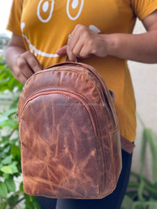 Mochila de cuero de grano completo Unisex, bolso Vintage hecho a mano - Product Image 6