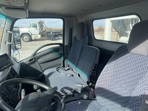 Used 2023 HI NO S5 4x2 4-Cylinder 5.2L Fuel-Diesel Engine type-4HK1TC Euro6 215hp Automatic Transmission Left Hand Steering - Product Image 5