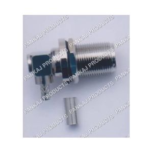 Connecteur coaxial RF N femelle à angle droit pour montage sur panneau, 50 ohms, avec écrou étanche et joint torique - Product Image 2