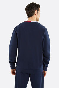 Sudadera transpirable de alta calidad, extragrande, básica, con cuello redondo para hombre, sudadera personalizada de mezcla de algodón a precio de fábrica - Product Image 3