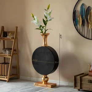 Vase de sol moderne en bronze avec design circulaire noir, support floral décoratif fait main pour la décoration intérieure - Product Image 4
