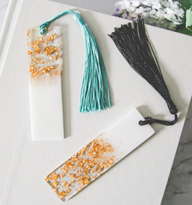 ที่คั่นหนังสือเรซิ่นทำมือ โปร่งใส ประดับกลิตเตอร์สีทอง สำหรับอ่านบทกวี ที่คั่นหน้าหนังสือ ราคาสุดคุ้ม - Product Image 2