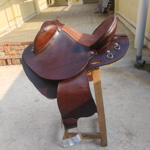 Selle Western Artisanale de Haute Qualité |   Construction en cuir durable |   Équipement de confort idéal pour la conduite sur sentiers et dans les ranchs |   2026 Premium - Product Image 1