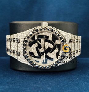 Montre de luxe de haute qualité en acier inoxydable avec cadran géométrique noir et blanc, diamant rond brillant VVS cultivé en laboratoire pour hommes - Product Image 1