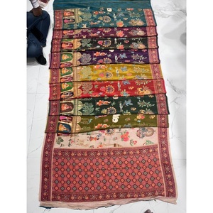 Sari de Viscosa Pura Hecho a Mano con Diseño Floral Estampado para Bodas, Compromisos y Eventos Tradicionales al Mejor Precio - Product Image 2