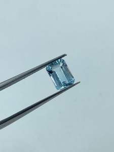 Piedra de Aguamarina Natural de Alta Calidad, Gema Suelta de 1.14 Quilates para la Fabricación de Joyas - Product Image 3