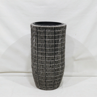 Set Pot Bunga Plastik Modern Minimalis, Pot Tanaman Taman Desain Silinder Anyaman Hitam, Ukiran Tangan, Tahan Lama untuk Dekorasi Rumah