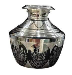 Kalash de Aluminio con Diseño Tradicional de Dios para Ceremonias Religiosas, Pooja, Templo, Adoración Diaria, Prácticas Rituales Festivas, Decoración del Hogar - Product Image 1