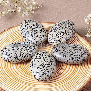 Piedra preciosa de jaspe dálmata Natural al por mayor, piedra de Palma pulida, estilo Feng Shui tallado para decoración del hogar, bolsillo curativo Reiki - Product Image 5