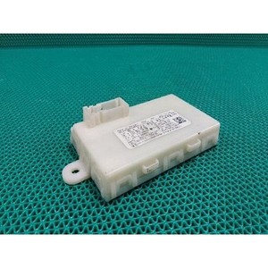 Mini Coupe: ECU y Módulos de Computación Usados A2229003308 - Product Image 3