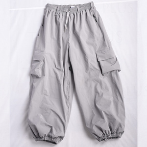 Pantalon de ski cargo imperméable ample et oversize unisexe pour homme - Product Image 1