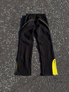 Ensemble de survêtement de football personnalisé avec logo premium pour homme, style Y2K, comprenant un sweat à capuche court zippé avec badge Brésil et un pantalon de survêtement évasé, design N=Custom Country - Product Image 4