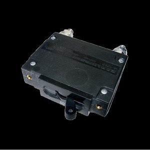 Disjoncteur de montage sur panneau non polarisé MidNite Solar 50A 150VDC 120VAC-MNEDC50 - Product Image 1