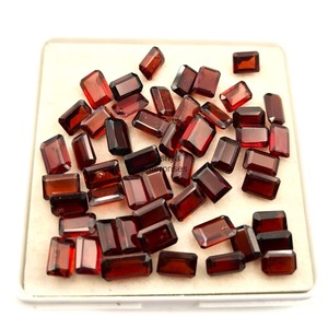 Mozambique <b>Garnet</b> Octagon Emerald Cut Loose Gemstone 6mm 8mm Natural Faceted <b>Garnet</b> Stone For Jewelry Making Wholesale Bulk - Product Image 2