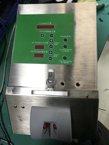 12-Day-<strong>Old</strong> Chick Vaccine Injector | Automatic Dual-Bottle Injection &amp; Low Stress | for Hatcheries &amp; Brooding Farms - Product Image 5