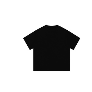 T-shirt noir en coton à manches courtes pour homme, coupe classique, col roulé, imprimé sérigraphié, écologique, vêtement formel - Product Image 1