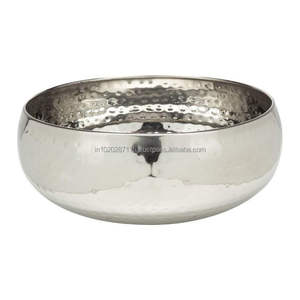 Cuenco de chocolate de metal redondo de estilo tradicional con diseño intrincado perfecto para centro de mesa de comedor de lujo - Product Image 5