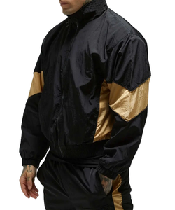 Conjunto Deportivo de Dos Piezas con Logotipo Personalizado, Chaqueta Cortavientos de Nailon Transpirable y Pantalones Joggers para Hombre - Product Image 6