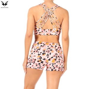 Customized Made Women's Workout Outfit Activewear 2 Piece Set <b>Crop</b> <b>Top</b> High Waist Shorts Sublimated Workout Set - Product Image 3