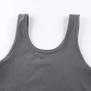 เสื้อกล้ามแขนกุดสไตล์มินิมอลสไตล์เกาหลีสำหรับผู้หญิง – เสื้อกล้ามสตรีทแวร์สุดอินเทรนด์พร้อมโลโก้แบรนด์สั่งทำพิเศษ เสื้อกล้ามใส่สบาย - Product Image 3