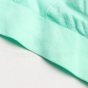 Sujetador Deportivo Transpirable de Alta Sujeción con Logotipo Frontal, Estilo Simple, Tejido Elástico Suave que se Adapta a la Comodidad de tu Cuerpo - Product Image 6
