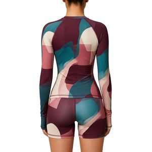 Camiseta Deportiva Ajustada Personalizada para Mujer, de Nailon y Elastano, Manga Larga, para Yoga, Entrenamiento, Gimnasio y Pilates - Product Image 2