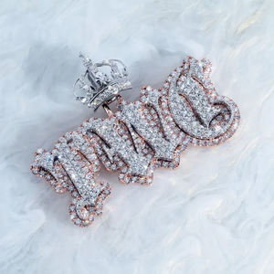 จี้เพชรโมอิสซาไนต์ทรงกลม VVS1 แบบ Iced Out สลักชื่อได้ จี้ตัวอักษรแบบกำหนดเอง สไตล์ฮิปฮอป ของขวัญคริสต์มาส เครื่องประดับ - Product Image 3