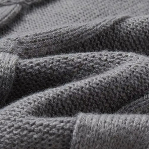 Suéter de Punto Grueso para Hombre 2026, Color Gris Sólido, Puños Negros, Ropa de Invierno, Manga Larga, Corte Regular, Patrón de Punto Trenzado - Product Image 4