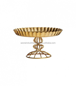 Soporte para Tartas hecho en forma de metal de alta calidad para Decoración de cocina soporte decorativo para tartas para exportación por Azora Industries - Product Image 1