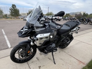 NOUVEAU EN STOCK 2025 R 1300 GS ADVENTURE PRÊT À ÊTRE EXPÉDIÉ - Product Image 1