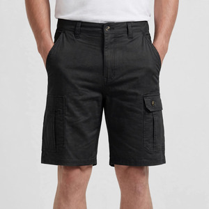 Shorts cargo noirs pour hommes en coton uni respirant, taille mi-haute, avec fermeture boutonnée, style décontracté, type Bermuda - Product Image 1