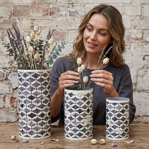 Vases et pots à fleurs en ossement incrusté, motif circulaire mignon, design rustique pour sol, usage intérieur, émaillés - Product Image 1