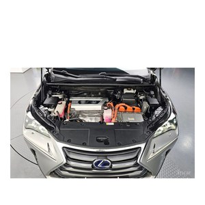 Lexus NX Executive 2017 con Cámara Trasera, Asientos de Cuero, Volante a la Izquierda - 120,193 km - Product Image 5