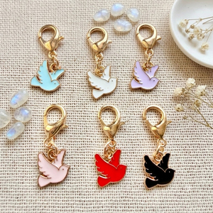 Porte-clés Émaillé Classique Personnalisé Échiquier en Stock, Pièces d'Échecs Rétro Roi, Cheval, Tour, Cadeau Jeu de Société - Product Image 4