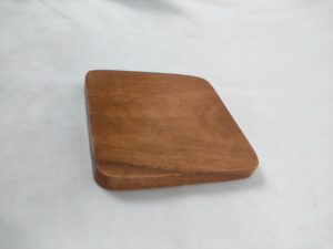 Posavasos Modernos Ecológicos de Madera con Resina Epoxi Azul, Forma Cuadrada, Tamaño Personalizado, Alfombrillas para el Hogar y Restaurantes - CRAFTS GALORE - Product Image 3