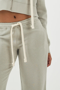 Pantalones Deportivos de Forro Polar para Mujer, de Poliéster/Algodón, Cintura Elástica, Logotipo Personalizado Impreso, Color Sólido en el Lateral, Artículo de Moda - Product Image 3