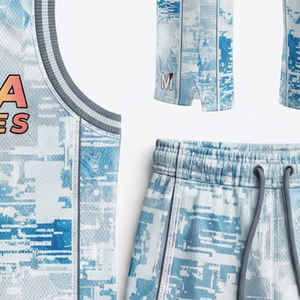 Uniforme de Baloncesto Sublimado Avanzado, Conjunto de Camiseta y Pantalones Cortos de Baloncesto Reversibles Personalizados, para Competencia Profesional de Equipos - Product Image 5