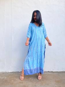 Caftán Azul Claro con Estampado Tie Dye, Talla N 52, Vestido de Playa de Jersey de Algodón para Mujer, Atuendo para Vacaciones de Verano - Product Image 2