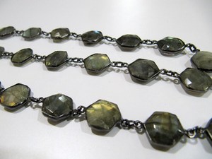 Chaîne de connecteurs à facettes en forme d'hexagone en labradorite naturelle - Product Image 4