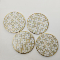 Sous-verres en bois faits à la main, motif géométrique classique en cercle, bordure dorée, blanc élégant, pour la maison, le bureau, la salle à manger
