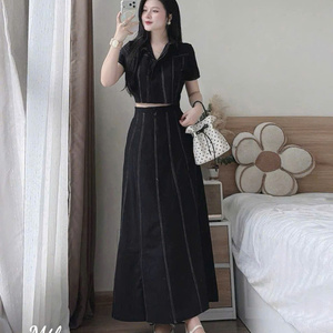 ชุดเซ็ตสองชิ้นสำหรับฤดูร้อน เสื้อผ้าผู้หญิง สวมใส่สบาย แฟชั่นธรรมชาติ ซักได้ บรรจุภัณฑ์แบบกำหนดเอง จากผู้ผลิตในเวียดนาม - Product Image 3