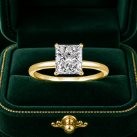 Bague Solitaire de Luxe en Argent S925 Plaqué Or 18K avec Zircon Taille Princesse 2,5 carats et Zircone 5A pour Fiançailles - Vente en Gros