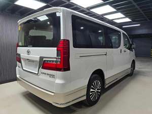 Toyota Hiace Super Grandia Lista para Enviar, Equipamiento Completo, Título Limpio, Usada - Product Image 5