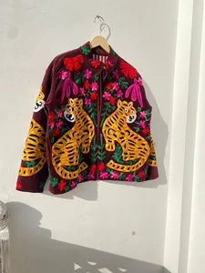 Chaqueta de Terciopelo Bordada con Tigre Estilo Boho para Mujer, Cuello Alto, Arte Floral Hecho a Mano, Ropa de Abrigo de Moda Otoñal - Product Image 4